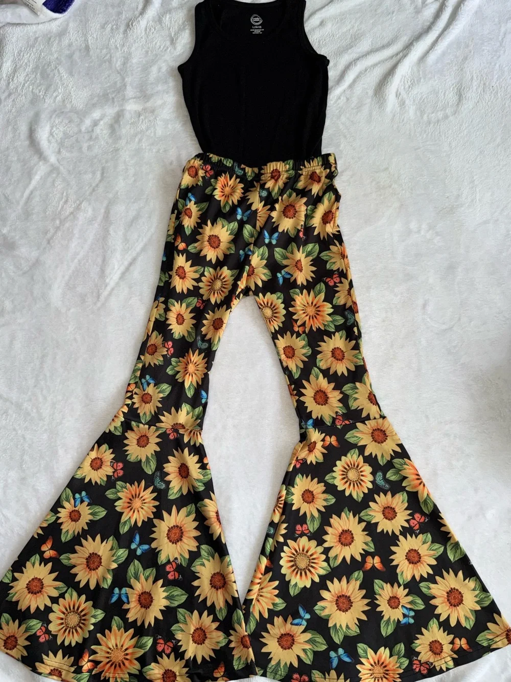 SHEIN Black Sunflower‎ Flare Pants
